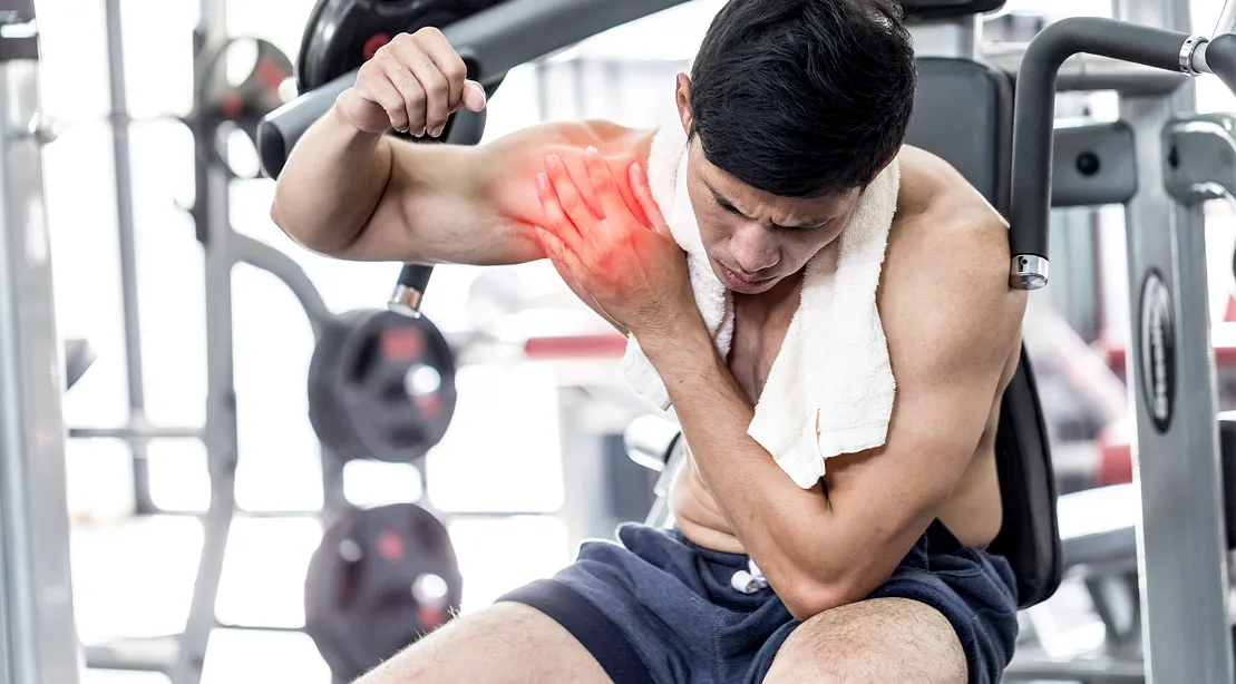 10 Tips Menghindari Cedera Bahu Saat Berolahraga